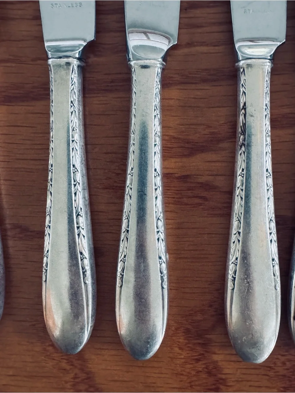 Vintage Gorham Silver Plated Flatware Invitation 1940 Set Knives 13 pieces